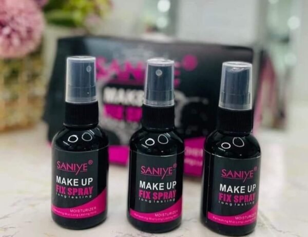 358398813_737294171733446_2078536692673884114_n MAKE UP FIX SETTING SPRAY (12 piezas)